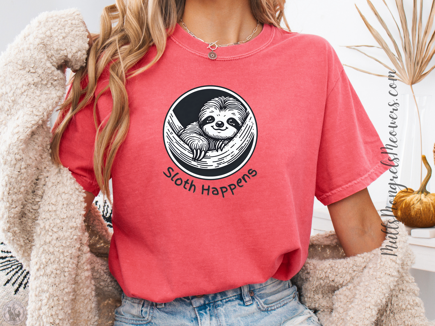 T-Shirt Funny Sloth Shirt Art Deco Sarcastic Gift for Animal Lovers Unisex Comfort Colors Tee Whimsical Humor Relaxing Lazy Vibes Apparel
