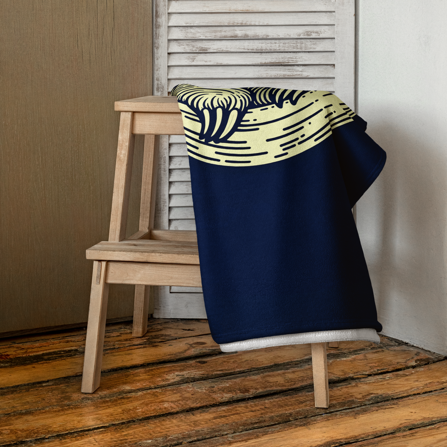 Funny Sloth Towel: Art Deco Gift for Animal Lovers