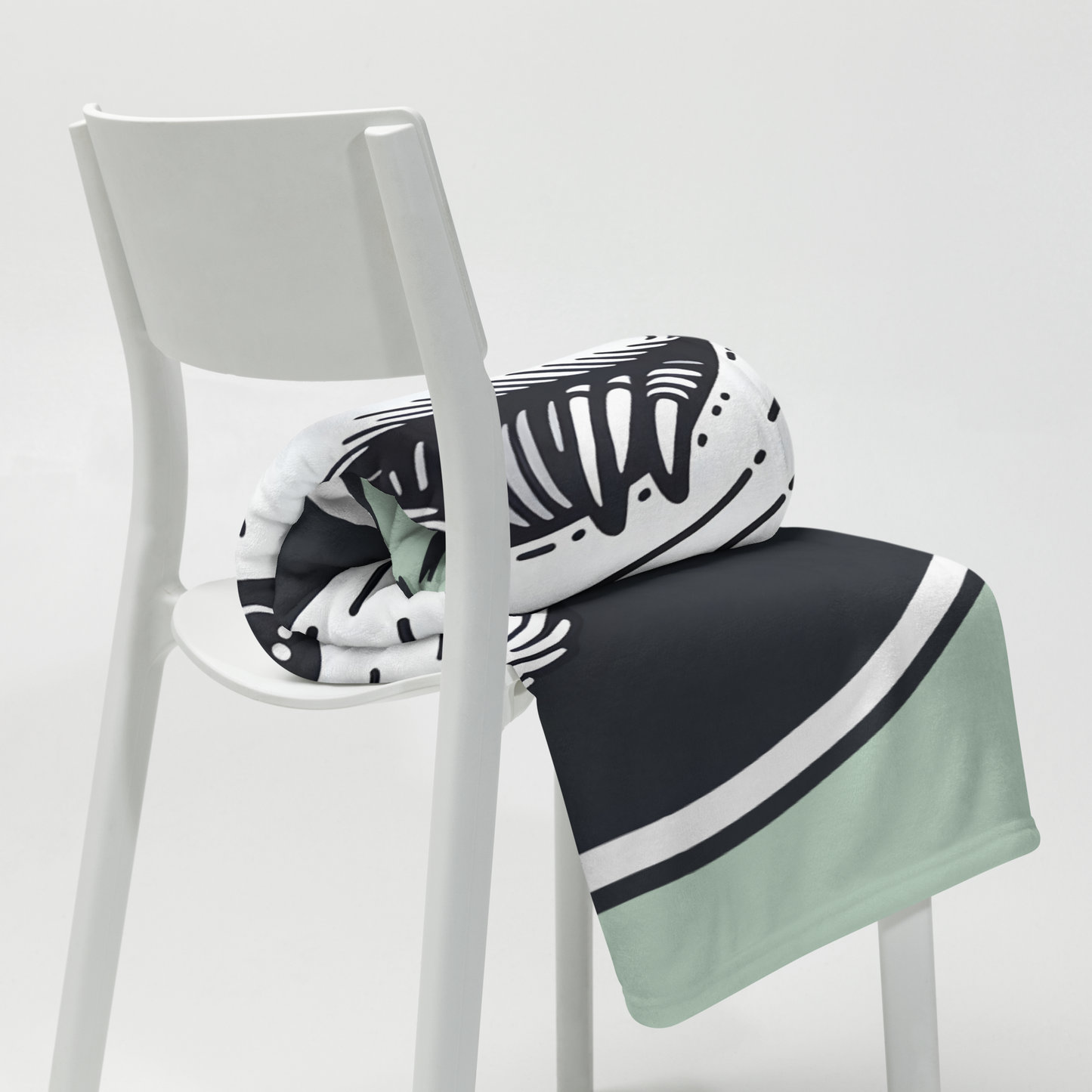 Funny Sloth Throw Blanket: Cozy Gift for Animal Lovers